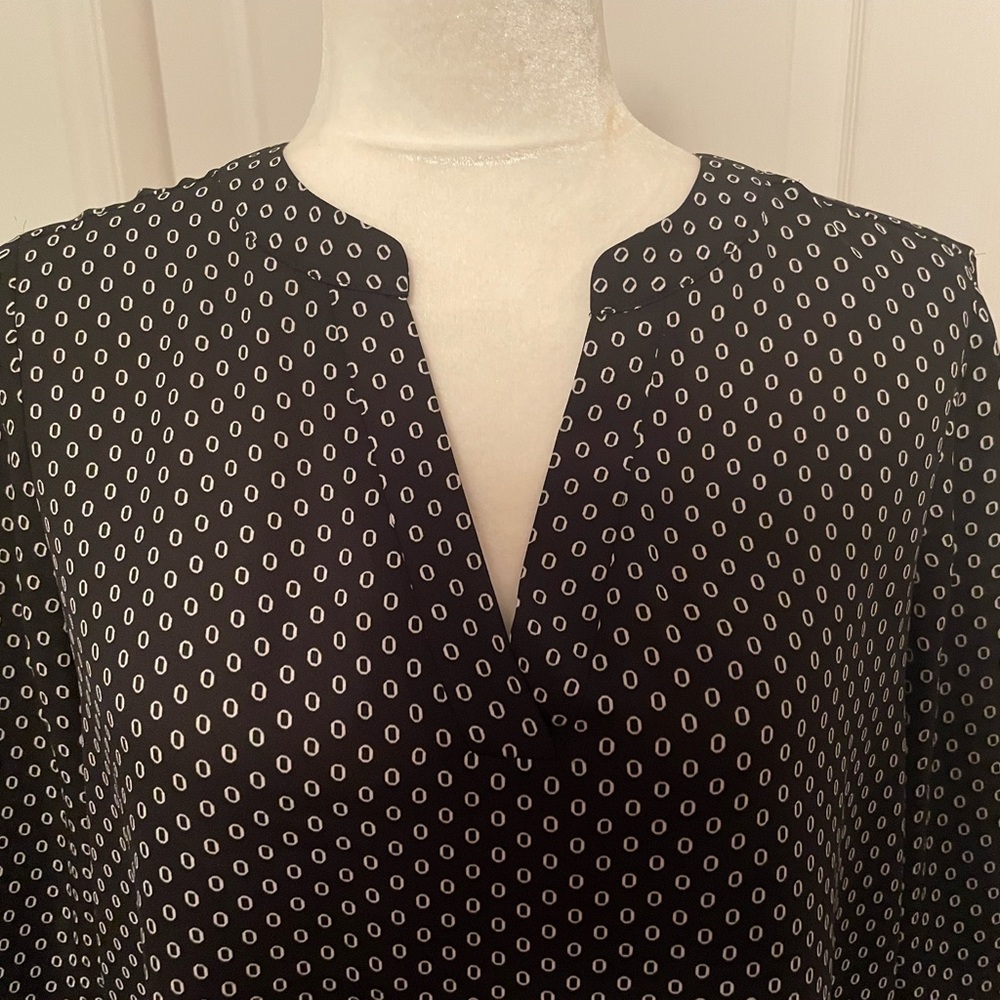 Chaus Black Patterned Women's Top Small